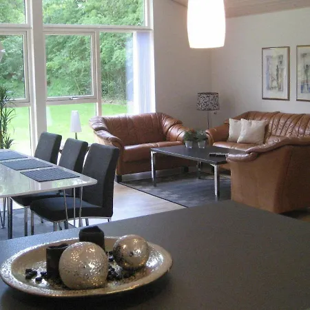 Three-bedroom Holiday In By 3 펜션 Ans